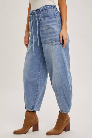 Mid-Waist Barrel Pant in Light Denim