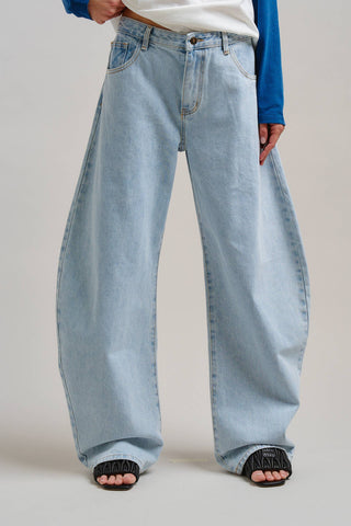 Architectural Horseshoe Barrel Jeans