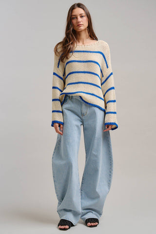 Architectural Horseshoe Barrel Jeans