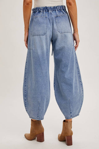 Mid-Waist Barrel Pant in Light Denim