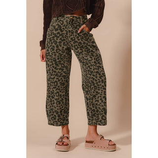 Two-Toned Leopard Twill Barrel Pants