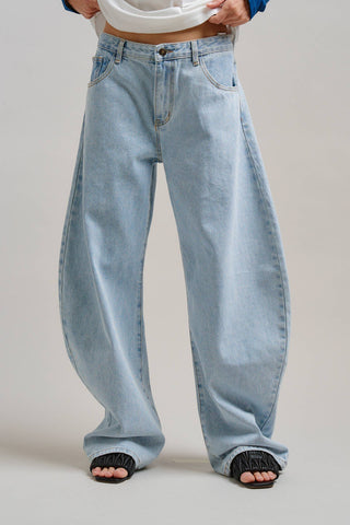 Architectural Horseshoe Barrel Jeans