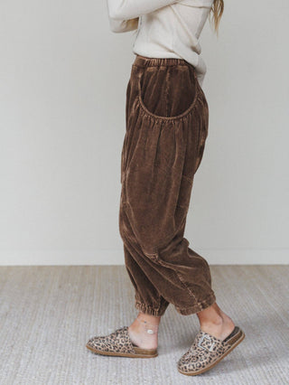 Nora Gathered Barrel Corduroy Pant