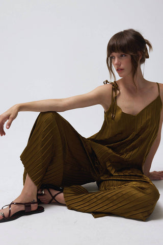 Wide Leg Satin Pleated Jumpsuits in Olive