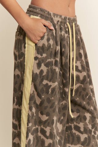 Leopard Print Striped Wide Leg Pant
